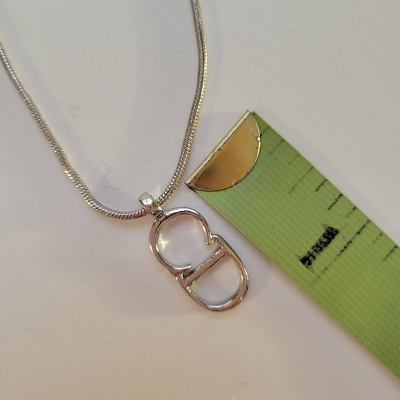 CHRISTIAN DIOR CD Logo Silver Tone Necklace - Vintage - Picture 6 of 6